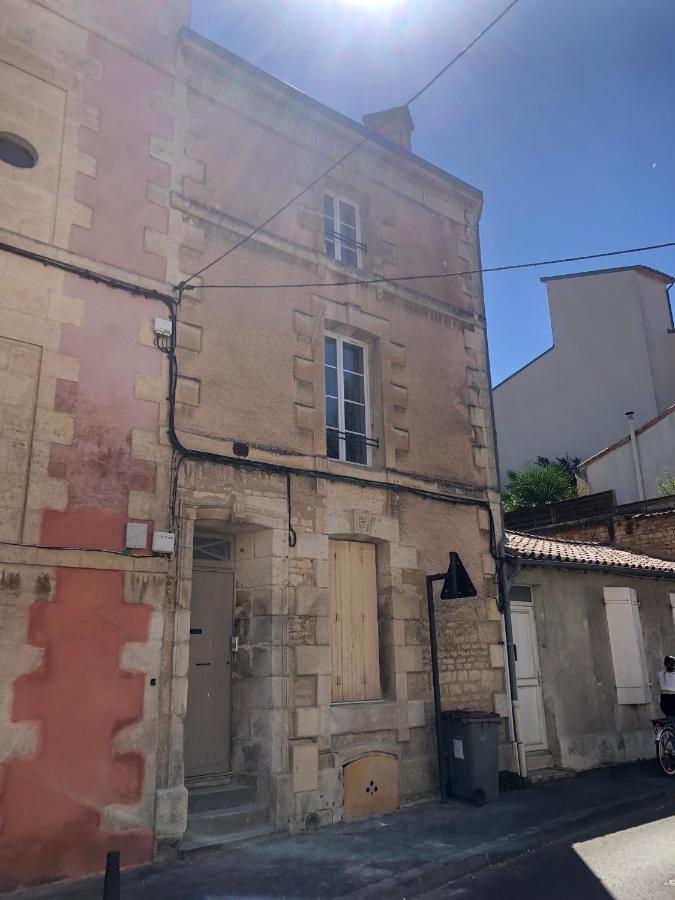 Apartament Le Bjorn - T1 Chaleureux Refait A Neuf - Centre Niort Zewnętrze zdjęcie